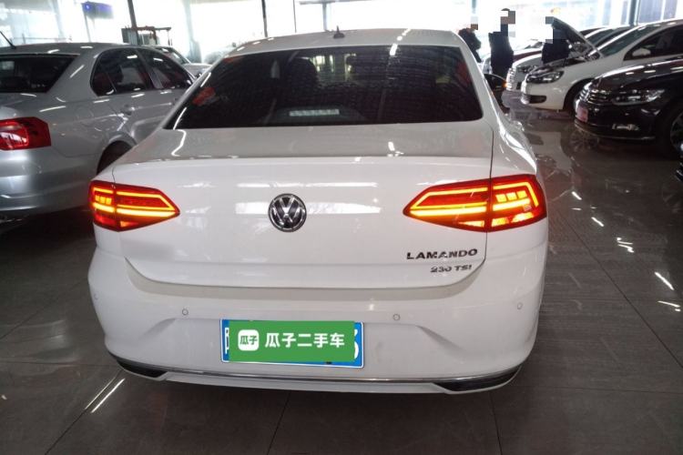 Used Volkswagen Lamando 2019 230TSI DSG Fashion Edition China VI Rear