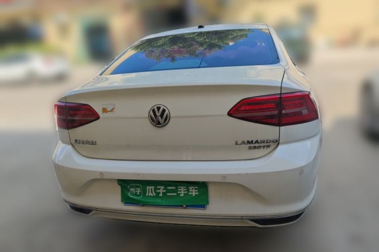 Used Volkswagen Lamando 2019 230TSI DSG Fashion Edition China VI Rear