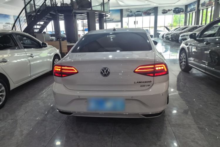 Used Volkswagen Lamando 2019 230TSI DSG Fashion Edition China V Standard Rear