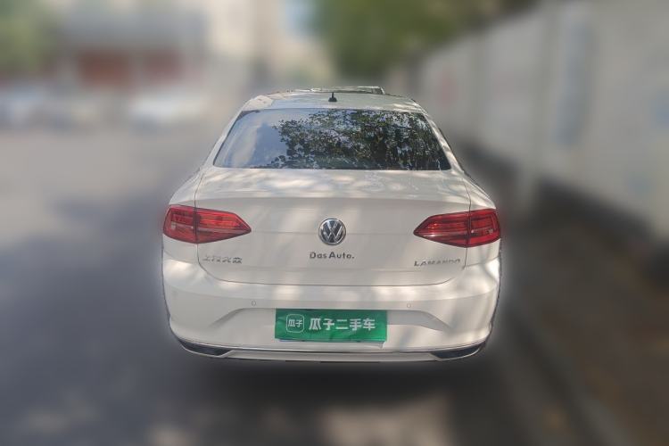 Used Volkswagen Lamando 2019 230TSI DSG Fashion Edition China VI Rear