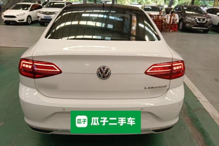 Used Volkswagen Lamando 2019 230TSI DSG Fashion Edition China VI Rear