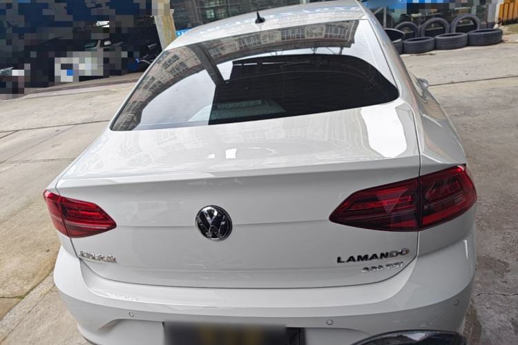 Used Volkswagen Lamando 2019 230TSI DSG Fashion Edition China VI Rear