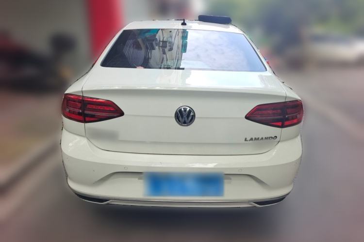 Used Volkswagen Lamando 2019 230TSI DSG Fashion Edition China VI Rear
