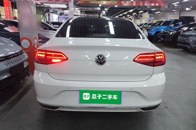 Used Volkswagen Lamando 2019 230TSI DSG Fashion Edition China V Standard Rear