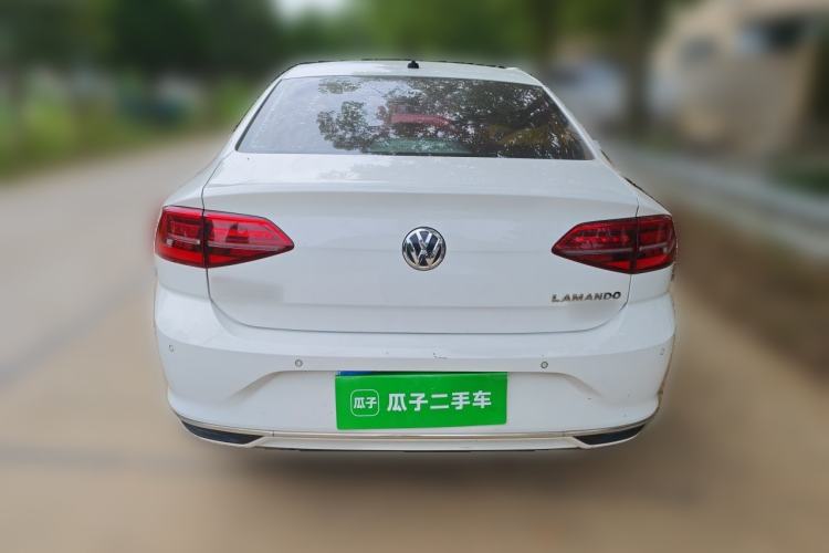 Used Volkswagen Lamando 2019 230TSI DSG Fashion Edition China V Standard Rear