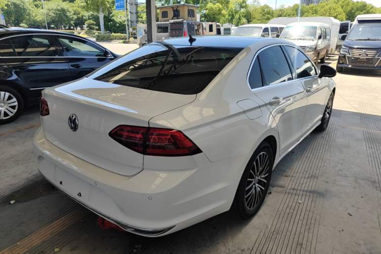 Used Volkswagen Lamando 2019 280TSI DSG Luxury Edition China VI Standard Rear Right 45 Deg