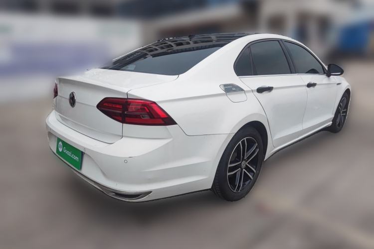 Used Volkswagen Lamando 2019 280TSI DSG Comfort Edition China V Standard Rear Right 45 Deg