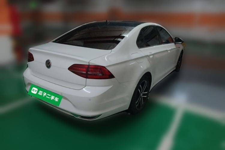 Used Volkswagen Lamando 2019 280TSI DSG Comfort Edition China V Standard Rear Right 45 Deg