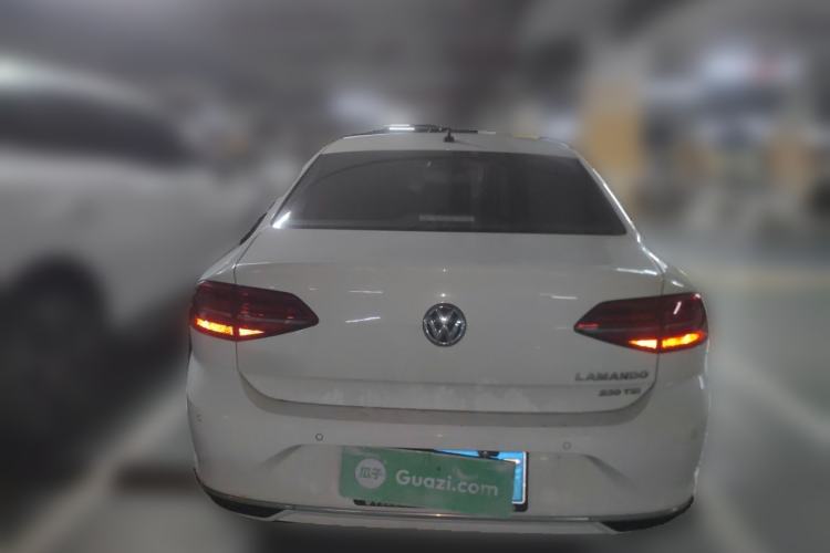Used Volkswagen Lamando 2019 230TSI DSG Fashion Edition China VI Rear