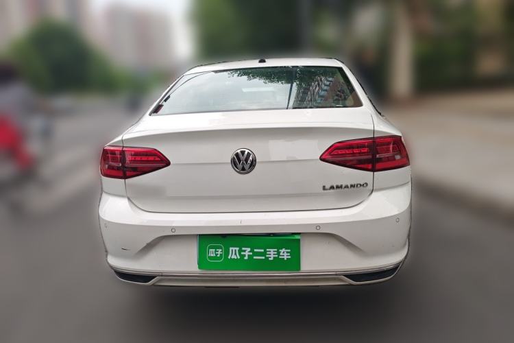 Used Volkswagen Lamando 2019 230TSI DSG Fashion Edition China VI Rear