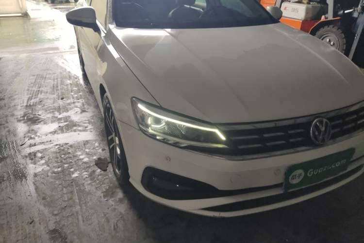 Used Volkswagen Lamando 2019 280TSI DSG Comfort Edition China V Standard Right Front Headlight