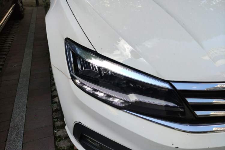 Used Volkswagen Lamando 2019 230TSI DSG Fashion Edition China V Standard Right Front Headlight