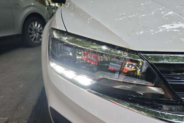 Used Volkswagen Lamando 2019 230TSI DSG Fashion Edition China VI Right Front Headlight
