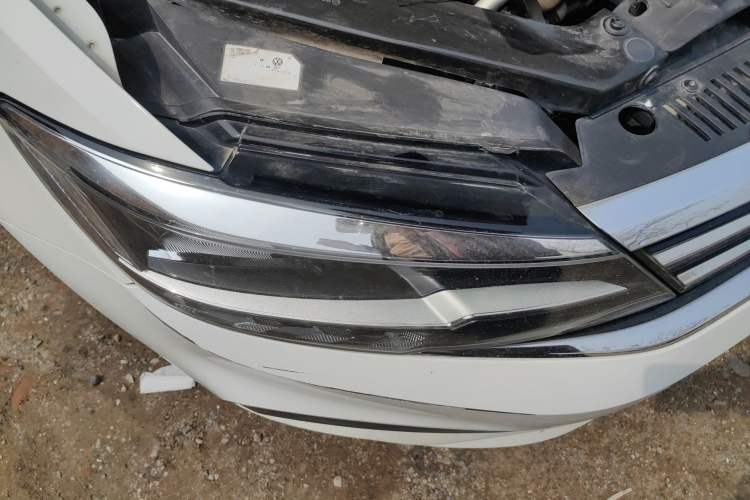 Used Volkswagen Lamando 2019 230TSI DSG Fashion Edition China VI Right Front Headlight