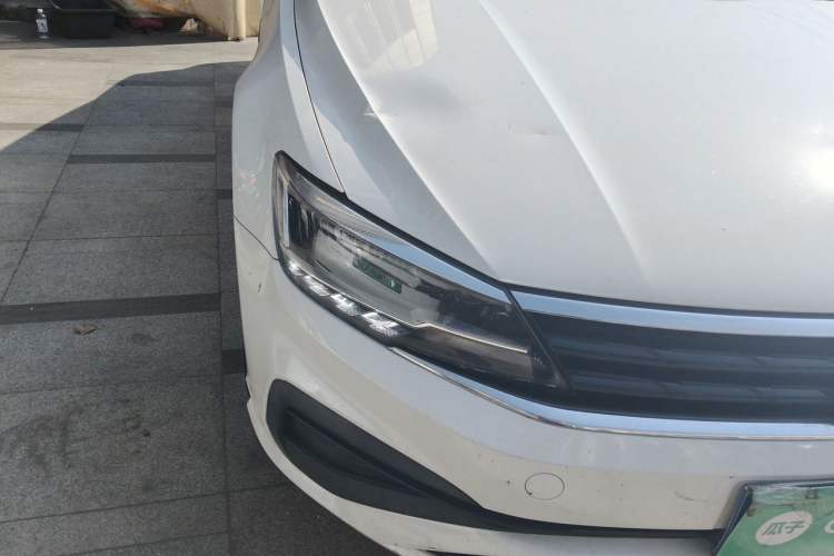 Used Volkswagen Lamando 2019 230TSI DSG Fashion Edition China VI Right Front Headlight