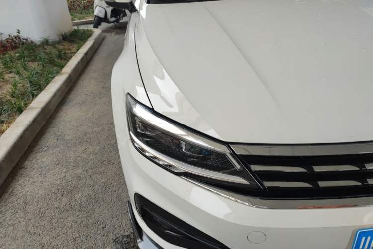 Used Volkswagen Lamando 2019 280TSI DSG Comfort Edition China VI standard Right Front Headlight
