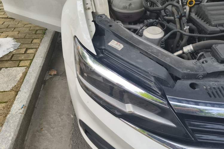 Used Volkswagen Lamando 2019 230TSI DSG Fashion Edition China VI Right Front Headlight