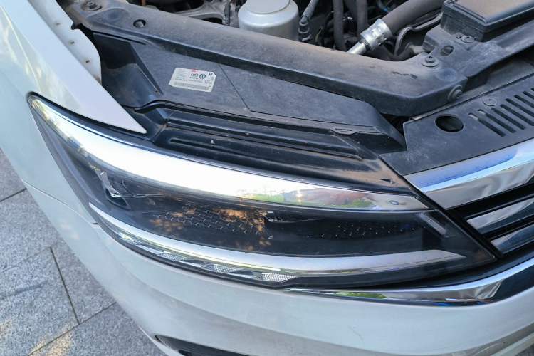 Used Volkswagen Lamando 2019 280TSI DSG Comfort Edition China VI standard Right Front Headlight