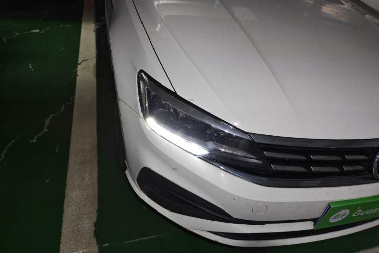 Used Volkswagen Lamando 2019 230TSI DSG Vision Edition China VI Standard Right Front Headlight