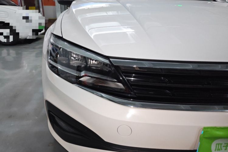 Used Volkswagen Lamando 2019 230TSI DSG Vision Edition China VI Standard Right Front Headlight
