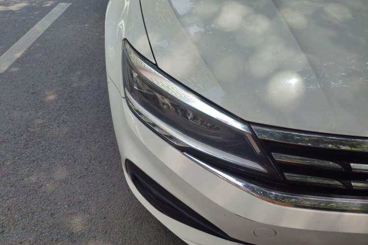 Used Volkswagen Lamando 2019 280TSI DSG Comfort Edition China VI standard Right Front Headlight