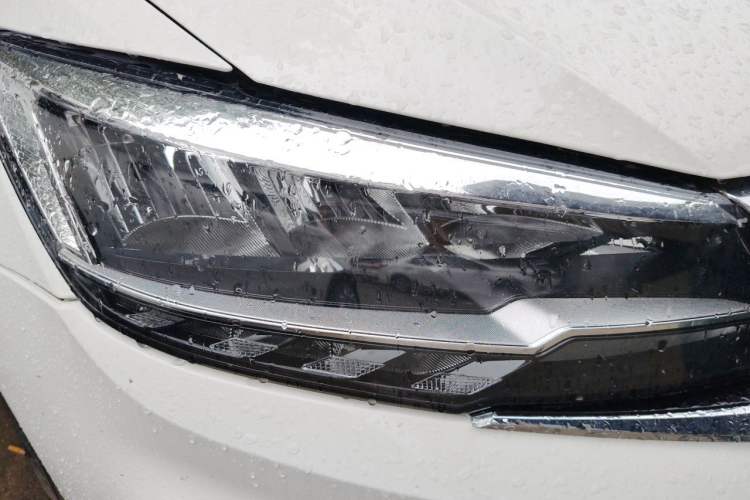 Used Volkswagen Lamando 2019 230TSI DSG Fashion Edition China V Standard Right Front Headlight