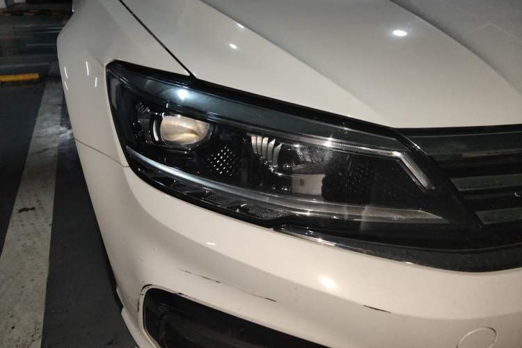 Used Volkswagen Lamando 2019 280TSI DSG Comfort Edition China VI standard Right Front Headlight