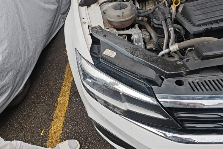 Used Volkswagen Lamando 2019 230TSI DSG Fashion Edition China V Standard Right Front Headlight