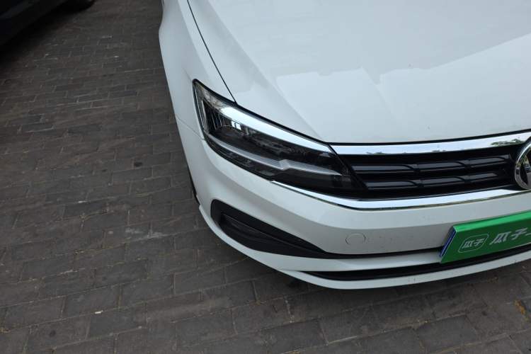 Used Volkswagen Lamando 2019 230TSI DSG Fashion Edition China V Standard Right Front Headlight
