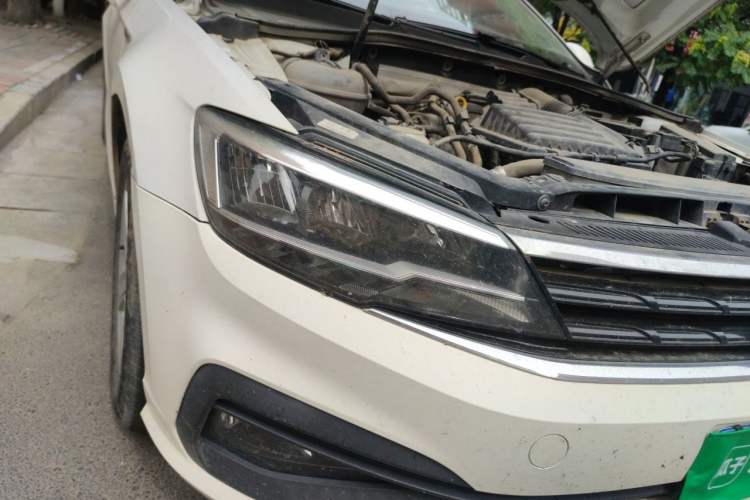 Used Volkswagen Lamando 2019 230TSI DSG Fashion Edition China VI Right Front Headlight