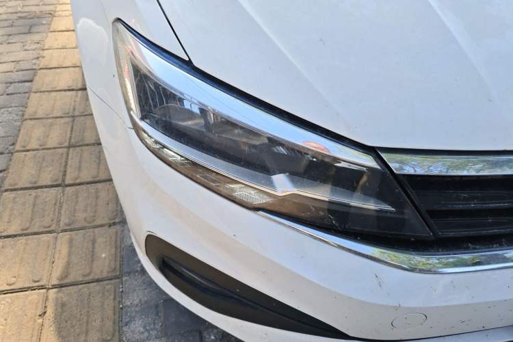 Used Volkswagen Lamando 2019 230TSI DSG Fashion Edition China VI Right Front Headlight