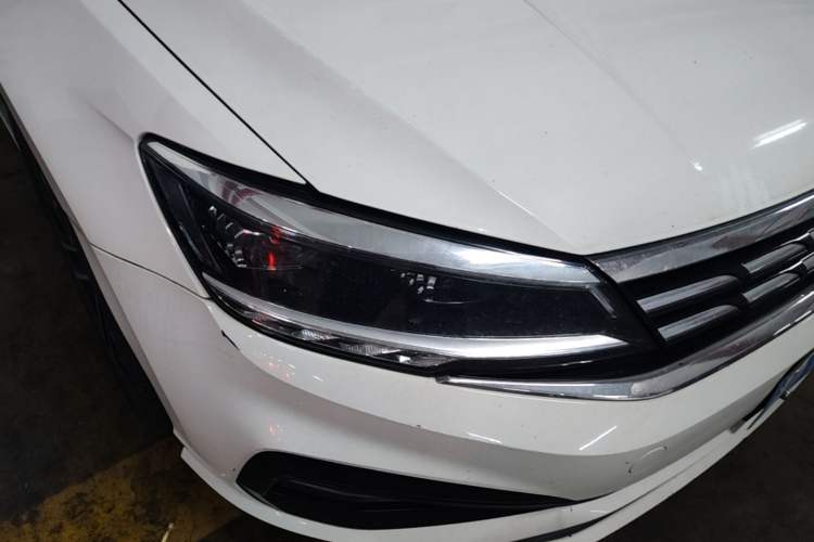 Used Volkswagen Lamando 2019 280TSI DSG Comfort Edition China VI standard Right Front Headlight
