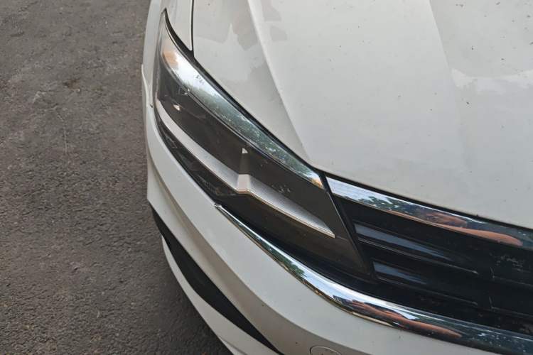 Used Volkswagen Lamando 2019 230TSI DSG Fashion Edition China VI Right Front Headlight