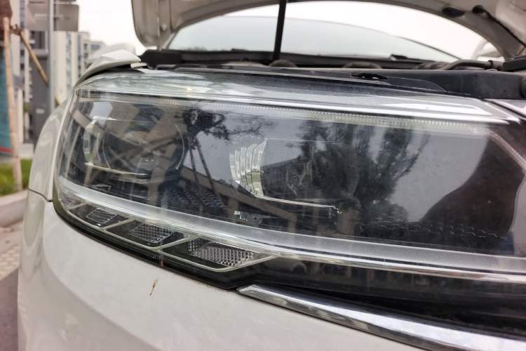 Used Volkswagen Lamando 2019 280TSI DSG Comfort Edition China VI standard Right Front Headlight