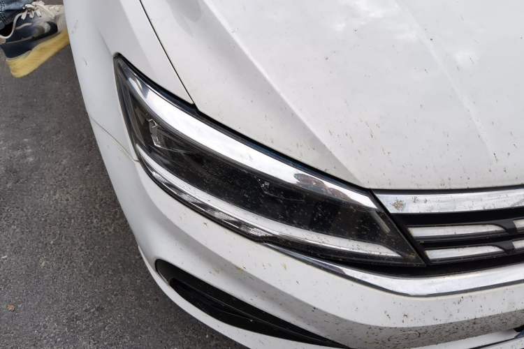 Used Volkswagen Lamando 2019 280TSI DSG Comfort Edition China VI standard Right Front Headlight