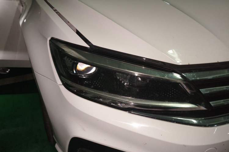 Used Volkswagen Lamando 2019 280TSI DSG Comfort Edition China VI standard Right Front Headlight