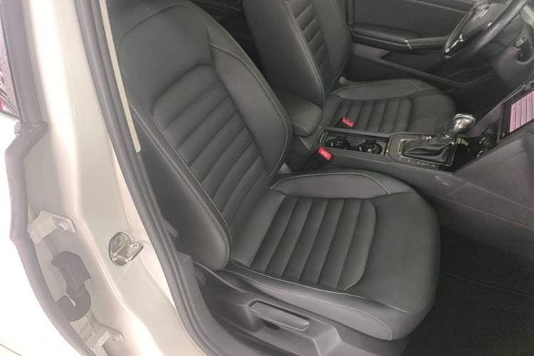 Used Volkswagen Lamando 2019 280TSI DSG Comfort Edition China VI standard Right Front Seat