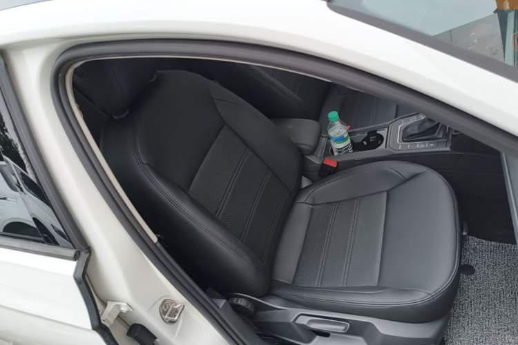 Used Volkswagen Lamando 2019 230TSI DSG Vision Edition China VI Standard Right Front Seat