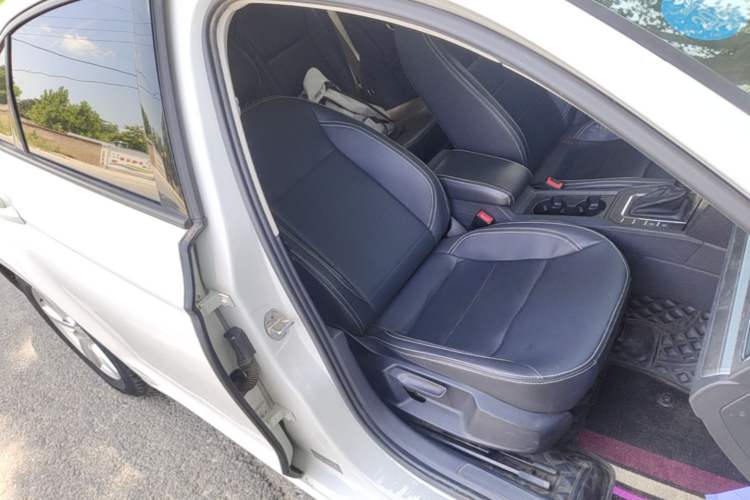 Used Volkswagen Lamando 2019 230TSI DSG Fashion Edition China V Standard Right Front Seat