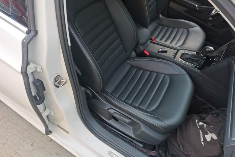 Used Volkswagen Lamando 2019 280TSI DSG Comfort Edition China VI standard Right Front Seat