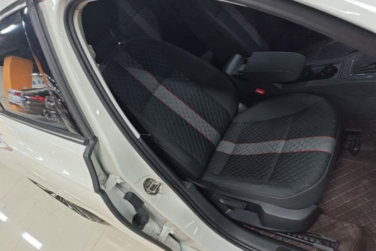 Used Volkswagen Lamando 2019 230TSI DSG Fashion Edition China V Standard Right Front Seat