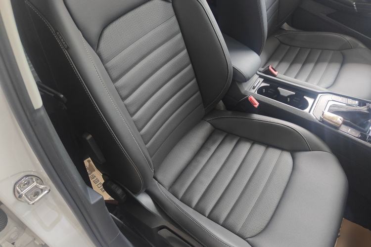 Used Volkswagen Lamando 2019 280TSI DSG Comfort Edition China V Standard Right Front Seat