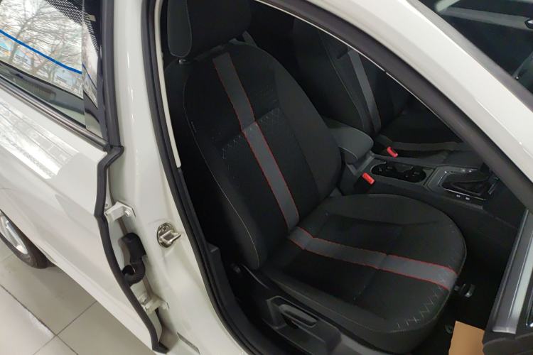Used Volkswagen Lamando 2019 230TSI DSG Fashion Edition China VI Right Front Seat