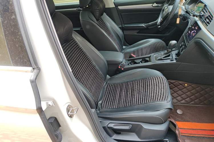 Used Volkswagen Lamando 2019 280TSI DSG Comfort Edition China VI standard Right Front Seat
