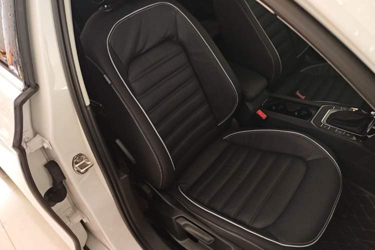 Used Volkswagen Lamando 2019 280TSI DSG Luxury Edition China VI Standard Right Front Seat