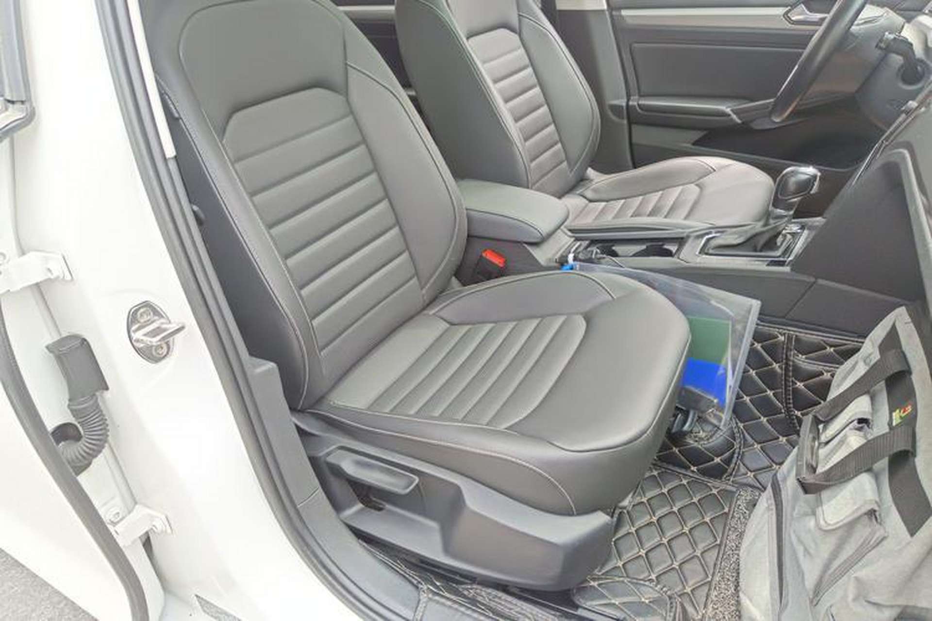 Used Volkswagen Lamando 2019 280TSI DSG Comfort Edition China V Standard Right Front Seat