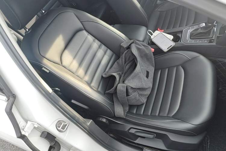 Used Volkswagen Lamando 2019 280TSI DSG Comfort Edition China VI standard Right Front Seat
