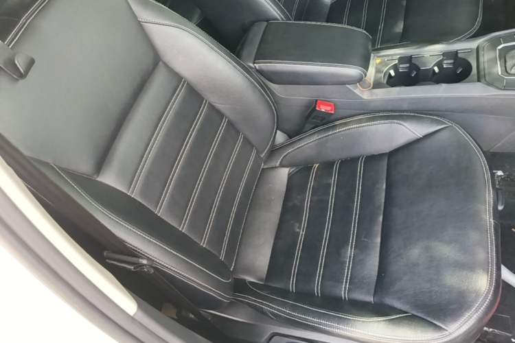 Used Volkswagen Lamando 2019 230TSI DSG Fashion Edition China VI Right Front Seat