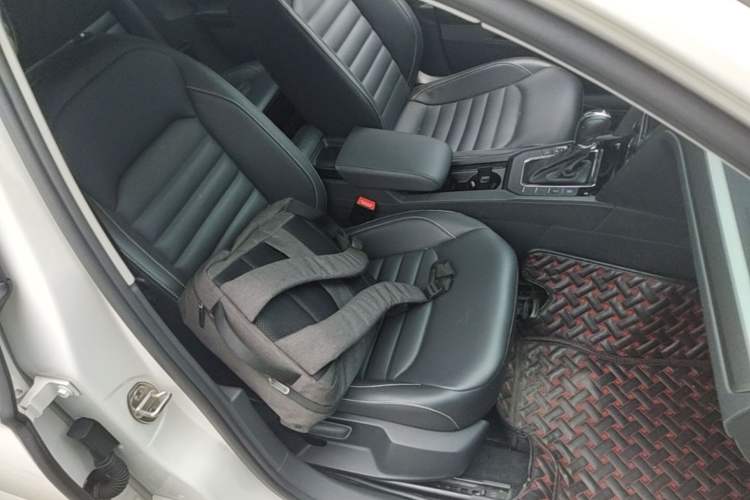 Used Volkswagen Lamando 2019 280TSI DSG Comfort Edition China VI standard Right Front Seat
