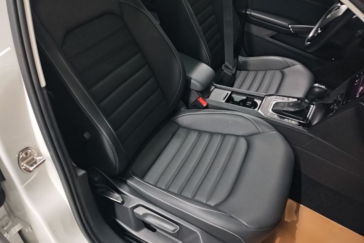 Used Volkswagen Lamando 2019 280TSI DSG Comfort Edition China VI standard Right Front Seat